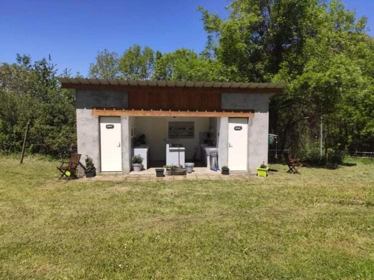 Отель Lodg'Ing Secret Camp Ariege Lordat Экстерьер фото